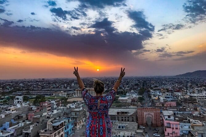 Jaipur Nahargarh Fort Sunset and Night City Tour - Why this night-and-sunset route works in Jaipur