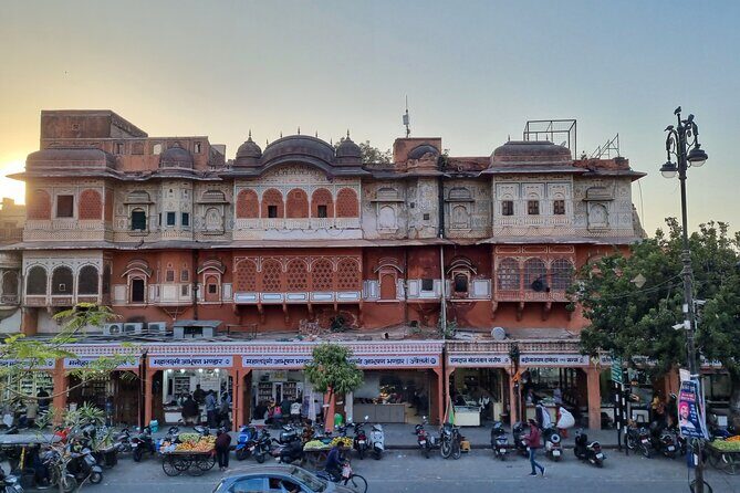 Jaipur No Shopping Guided Sightseeing Tour with Heritage Walk - Albert Hall Museum: Indo-Saracenic Architecture in 40 Minutes