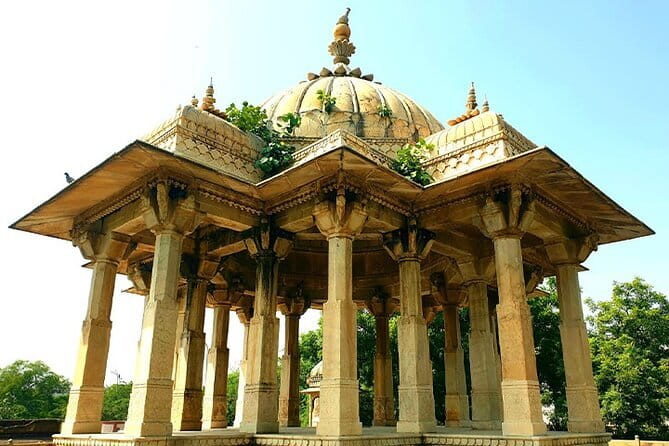 Jaipur One Day Private Sightseeing Tour with Guide - Amer First: Panna Meena ka Kund Stepwell and Its Narrow Lanes