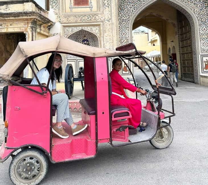 Jaipur Private City Tour with a Women-Driven E-Rickshaw Ride - Key things that make this tour worth your time