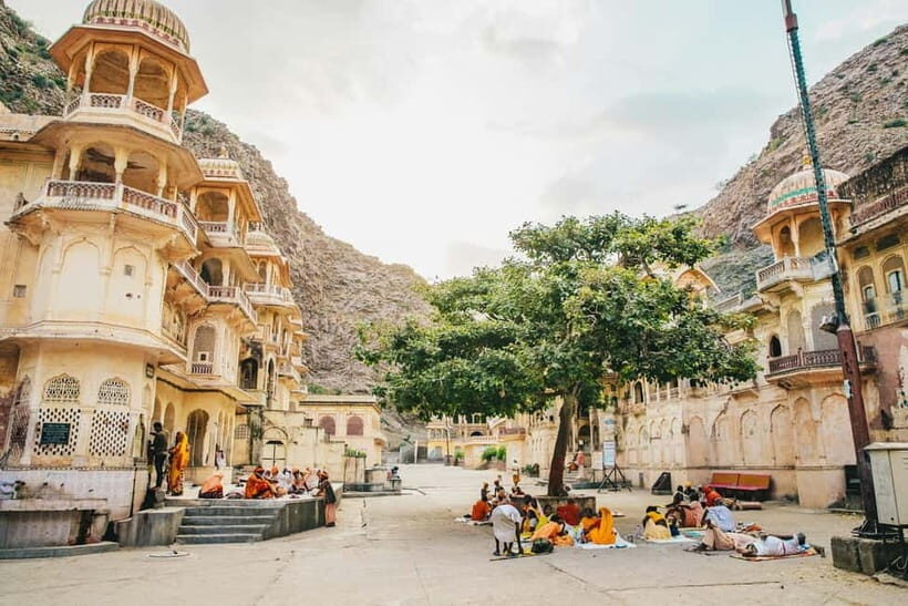 Jaipur: Private City Tour with Car, Guide, Tickets & Lunch - Getting Around: Hotel Pickup, A/C Comfort, and the Right Car