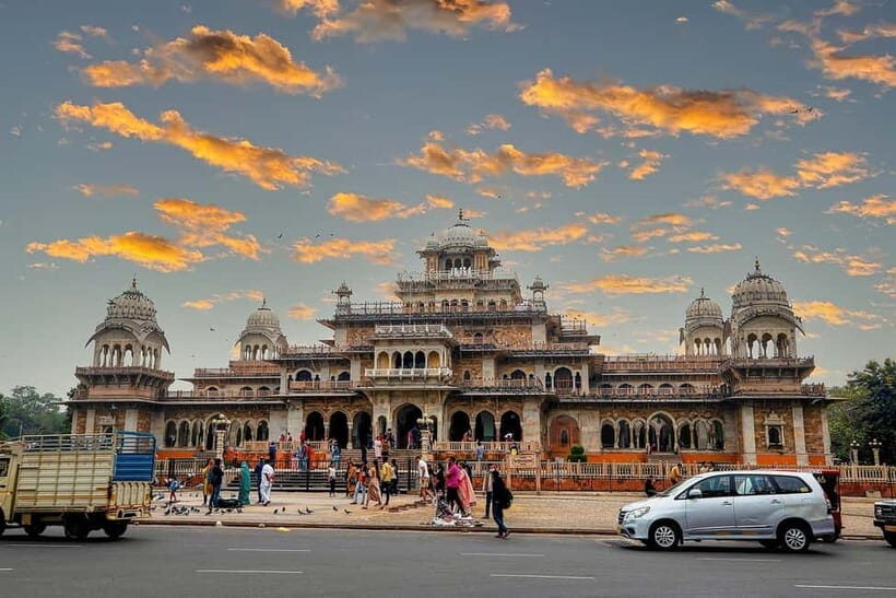 Jaipur: Private Evening Tour with Monkey Temple Sunset - Hawa Mahal and the illuminated Pink City streets: street-level Jaipur at night
