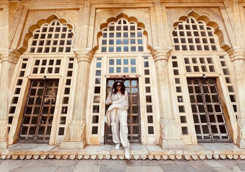Jaipur: Private Full-Day City Tour By Tuk-Tuk with Pick-Up - Afternoon shopping: gemstones, silver, bangles, textiles, blue pottery