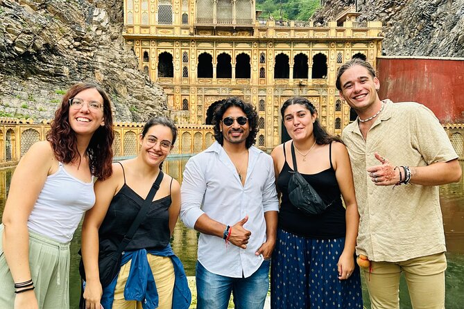 Jaipur Private Full Day City Tour with Pick Up and Drop Off - Guide quality is the secret ingredient here