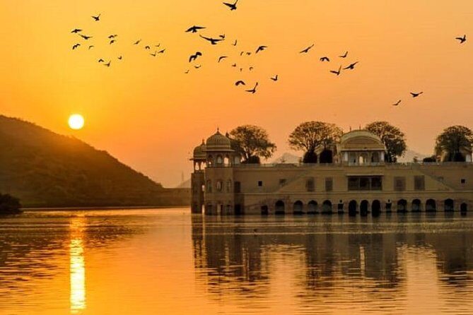 Jaipur Private Full-Day Tour from New Delhi with Lunch - Private guide time: when it actually pays off