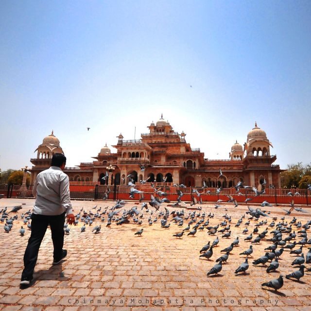 Jaipur: Private Instagram Tour of Top Photography Spots - City Palace and Chandra Mahal: grand rooms meet blue-walled drama