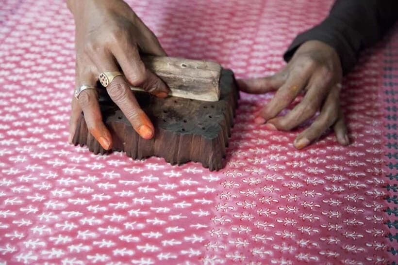 Jaipur: Private Shopping Tour with Block Printing Workshop - Pickup in Jaipur or Kukas, plus car or tuk-tuk style transport