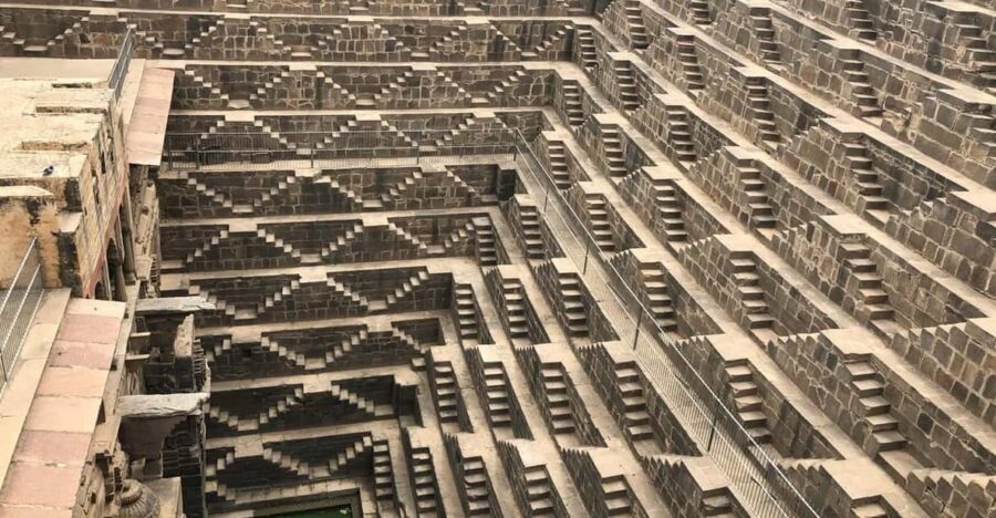 Jaipur: Same-Day Bhangarh Fort & Chand Baori Stepwell Tour - The Private Ride: Jaipur Countryside and On-the-Road Context