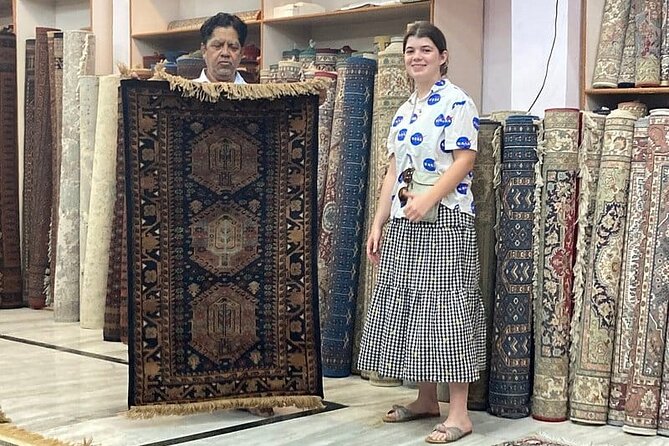 Jaipur Shopping Tour - Carpet and rug stops: where quality takes a little patience