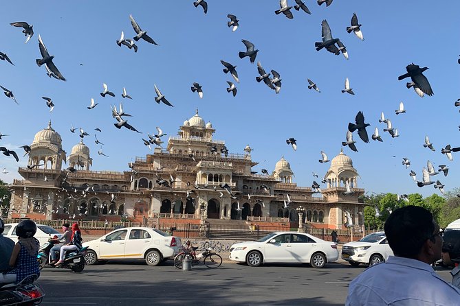 Jaipur Sightseeing By Car, Driver and Guide - Hawa Mahal: the 953-niche façade you’ll want to see up close