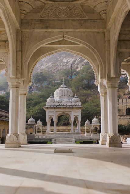 Jaipur: Temple Tour - Galta Ji (Monkey Temple): Go Slow and Watch What’s Real