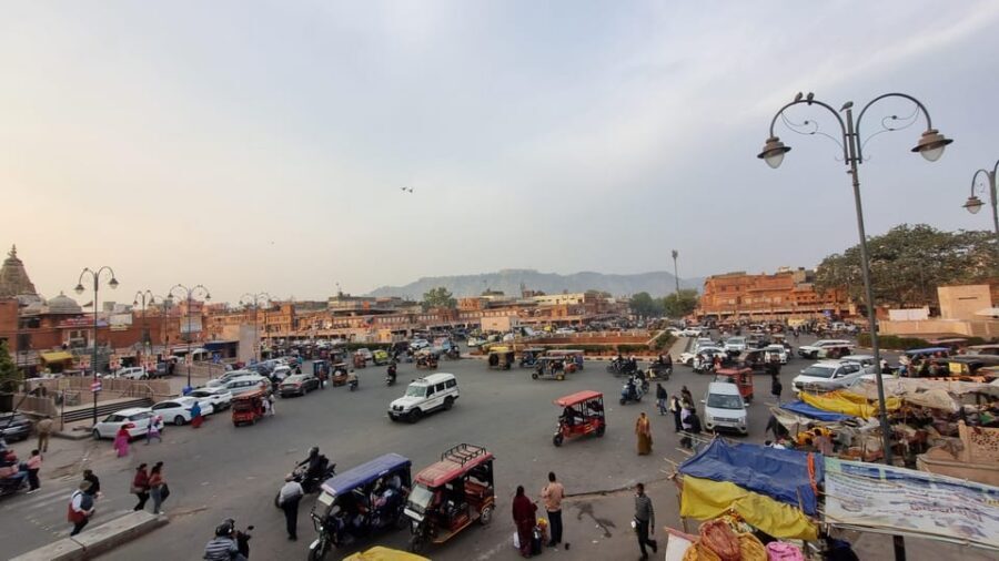 Jaipur :The Twilight Magic of Pink City- Heritage Walk Tour - The e-rickshaw ride: low effort, high visibility
