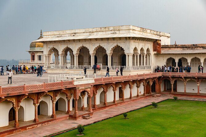 Jaipur to Agra Private Taj Mahal and Fort Tour - Should you book this Jaipur to Agra private day trip?