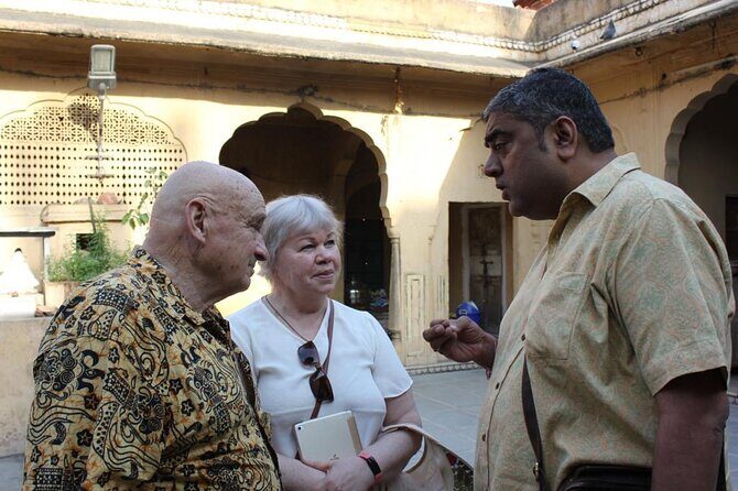 Jaipur walking tour. - The vibe: how the guide experience comes through (Deepak’s style)