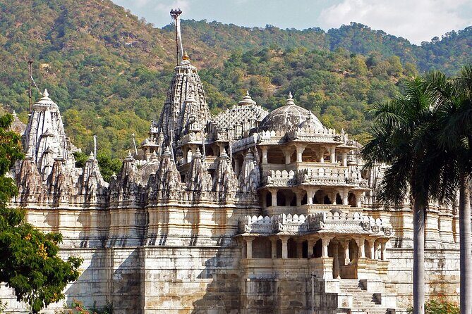 Jodhpur to Udaipur Drop via Ranakpur and Kumbhalgarh Fort - The Private Vehicle Part: AC Comfort, English Driver, and Real Breathing Room