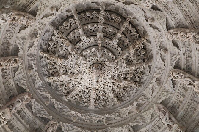 Jodhpur to Udaipur via Ranakpur Jain Temple & Kumbhalgarh Fort - Ranakpur Jain Temple: marble carvings and what to prioritize in one hour