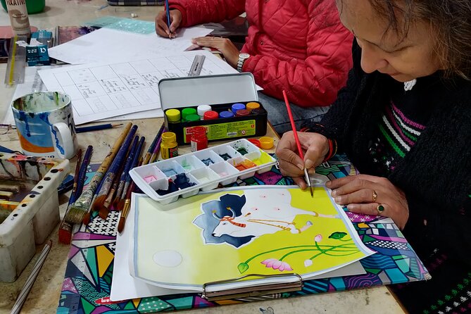 Learn to make a Pichwai Painting - Classic Motifs: Cows and Lotus That Give You a Clear Target