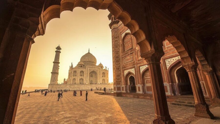 Local Agra: Private Taj Mahal Sunrise & Agra Guided Tour - Taj Mahal Sunrise: why the early start is worth it