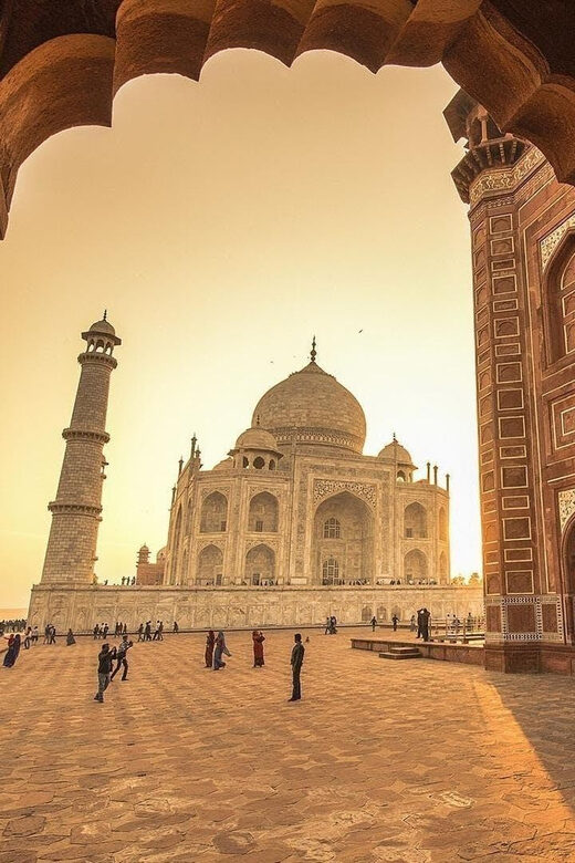 Local Agra: Private Taj Mahal Sunrise & Agra Guided Tour - Agra Fort: the Mughal seat of power in red stone
