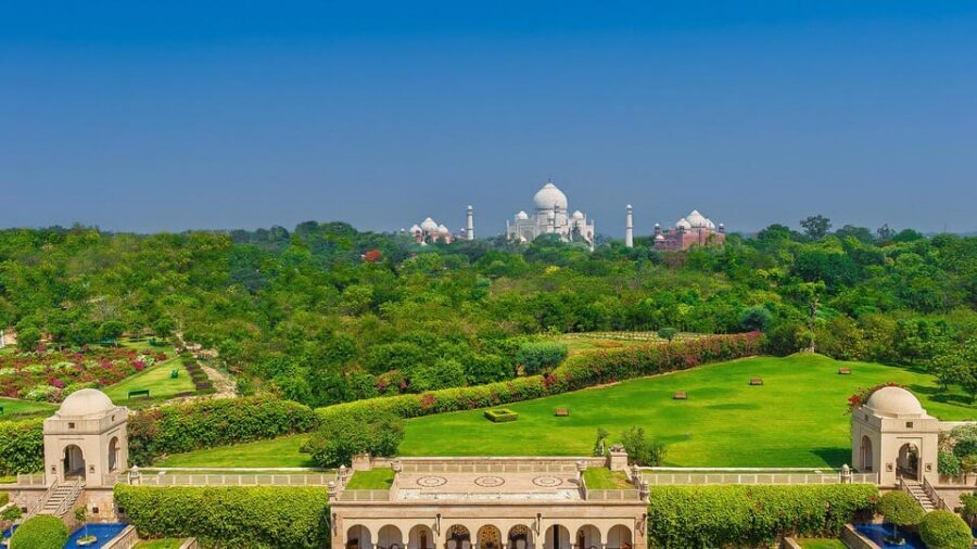 Local Agra: Private Taj Mahal Sunrise & Agra Guided Tour - Pickup and getting to Agra Fort without stress