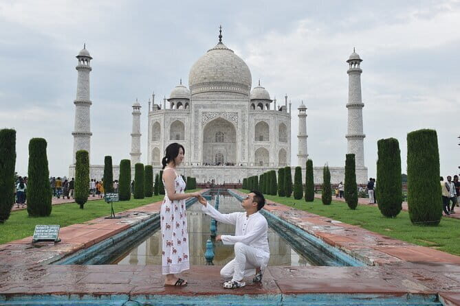 LOCAL Agra :Taj Mahal Sunrise / Sunset Private Tour by Car - Key things to know before you book