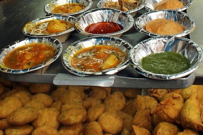 Local Delhi Food Tour with Tour Guide - walk and taste street food - The guide experience: history you can actually use