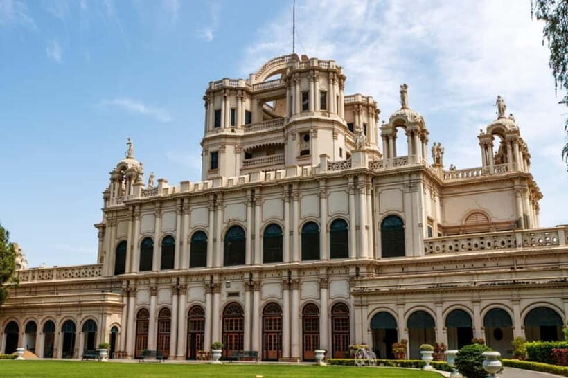 Lucknow Colonial Heritage Walk: Guided Tour by Foot - Key things you’ll notice on this walk