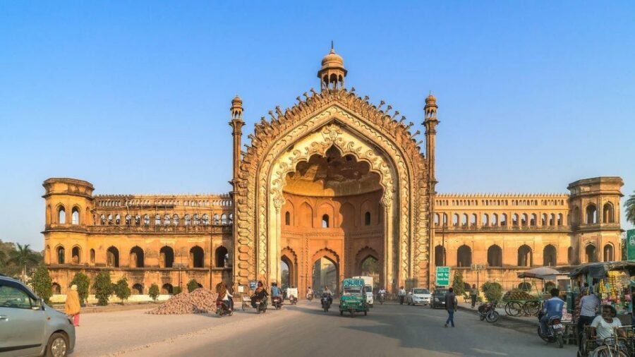 Lucknow Full day city tour - Husainabad and Asafuddaula Imambaras: Persian Influence in Different Forms