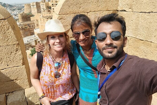 Luxury camping with cultural program in Thar Desert of Jaisalmer - Should you book this luxury Thar Desert camp?