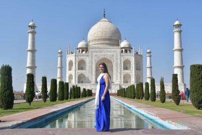 Luxury Same Day Taj Mahal tour From Delhi - All Inclusive - Entering the Taj Mahal: tickets, cart ride, and what your guide will add