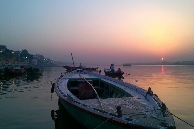 Morning Boat Tour followed by a short heritage walking tour in VARANASI - Sunrise Ganges boat + heritage walk: what you’re really buying