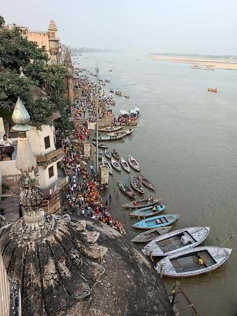 Morning Tour Varanasi - Two more guided segments: temples and old-city perspective