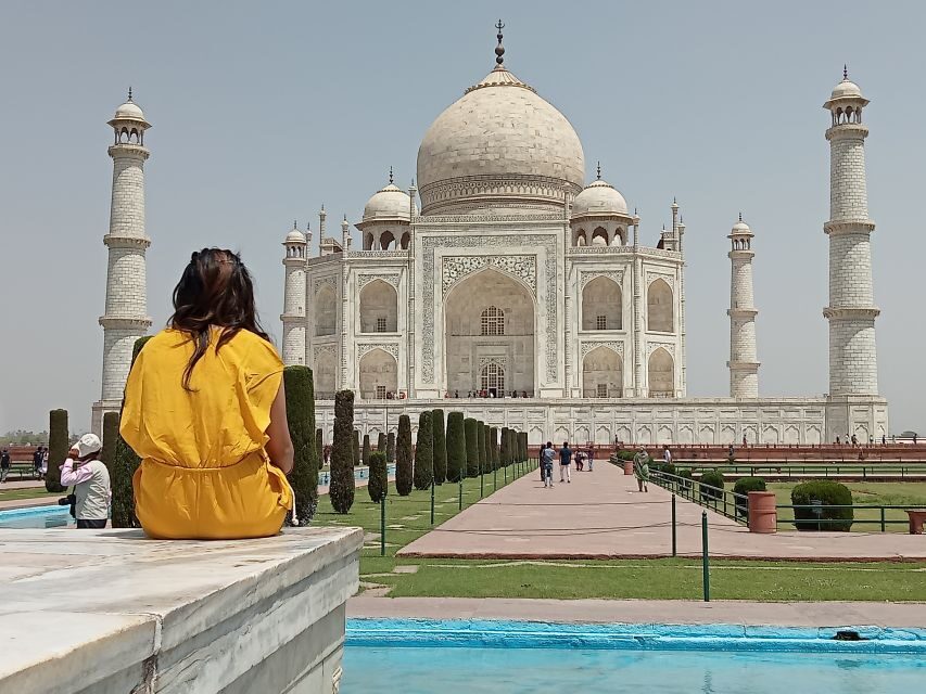 New Delhi: 2-Day Tour of Agra & Fatehpur by Superfast Train - The 4-star Agra hotel night: rest without drama
