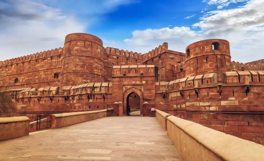 New Delhi: 2-Day Tour of Agra & Fatehpur by Superfast Train - The Taj Mahal at sunrise: why this timing is worth the early wake-up