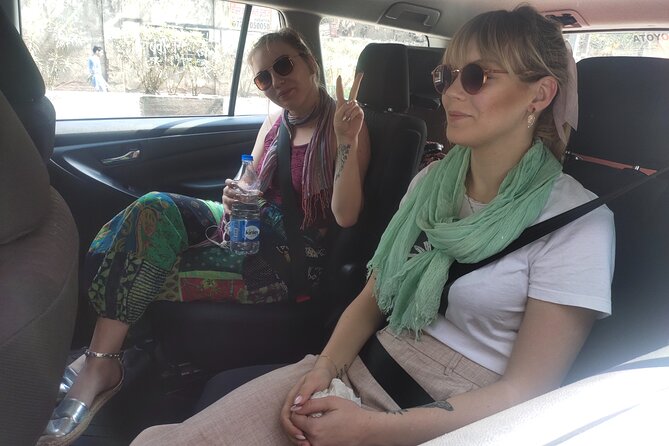 New Delhi Airport to Hotel Transfer Private Shuttle Sedan & SUV - Price and value for a private transfer