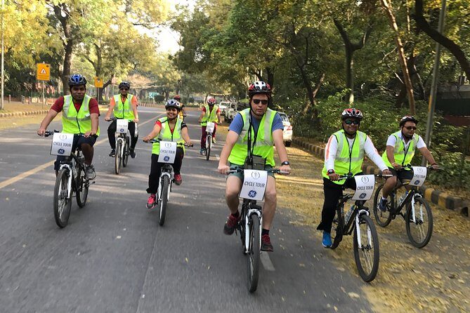 New Delhi Cycle Tour - What you ride: disc-brake mountain bikes and safety gear that helps