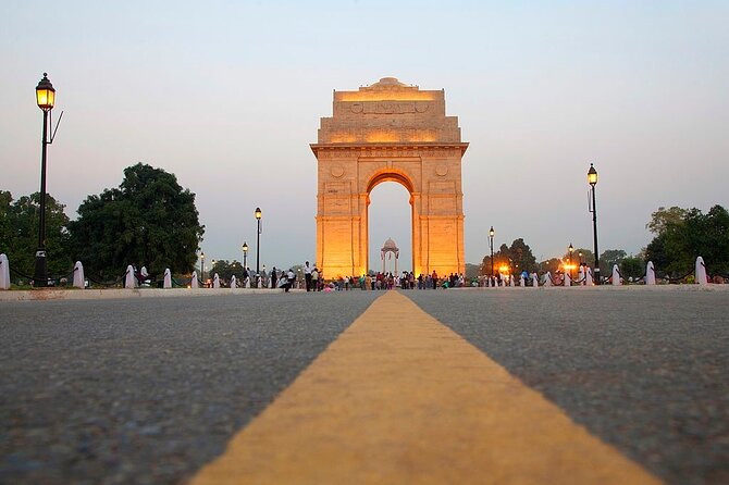 Night view Delhi Tour by AC Car From Delhi - The rickshaw ride: a local slice without the hassle