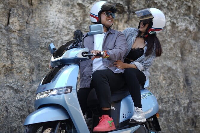 Noabike TVS iQube S: The Future of Urban Mobility - What you’re actually “doing” each day (a rental-style itinerary)