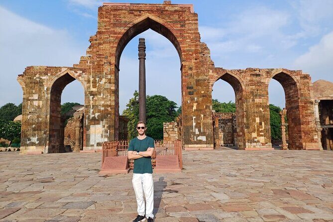 Old and New Delhi City tour - Red Fort Photo Stop: Why You’ll See It From Outside