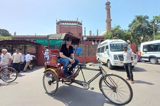 Old and New Delhi City tour - Qutub Minar: Timing Matters for This 72.5-Meter Icon