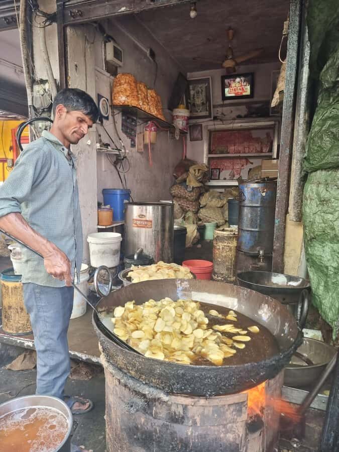 Old city heritage walk and local life experience - Craft Stops: Clay Ware, Leaf Plates, Hand-Made Metal, and Bamboo