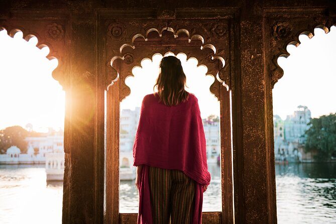 Old City Street Photography E-bike Tour - Bagore Ki Haveli museum stop: frescos and mirrors on your radar