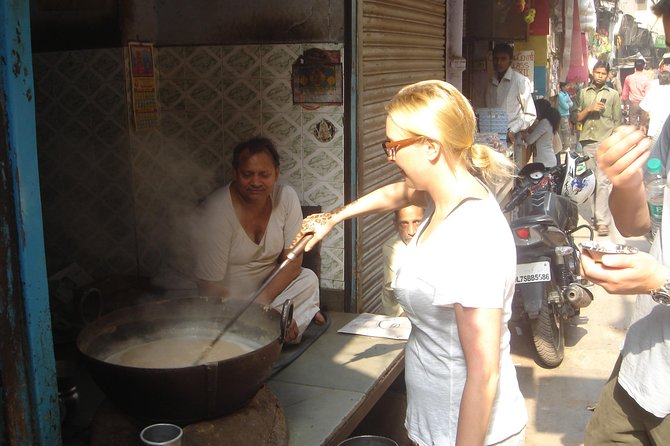 Old Delhi Food, Heritage&Cultural Walk with Rickshaw ride to Masterji Kee Haveli - Key things I’d put on your radar first