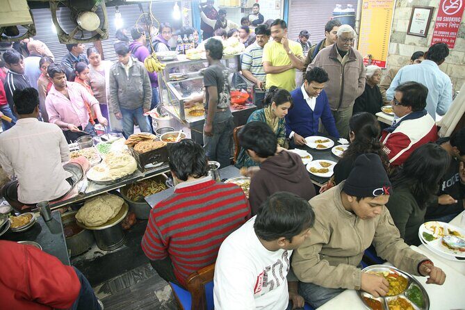 Old Delhi Food Walk by Haveli Dharampura [Private] - Starting at Haveli Dharampura: the easiest way to begin