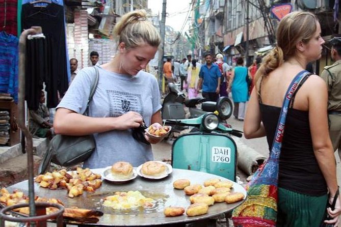 Old Delhi street Food Tour & spice market- For Indian food lover - Spice Market Stops That Actually Teach You
