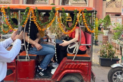 Old Delhi Walking Tour: Food, Culture & Spice Bazaars - Khari Baoli Spice Market: The Smell Test You Actually Want