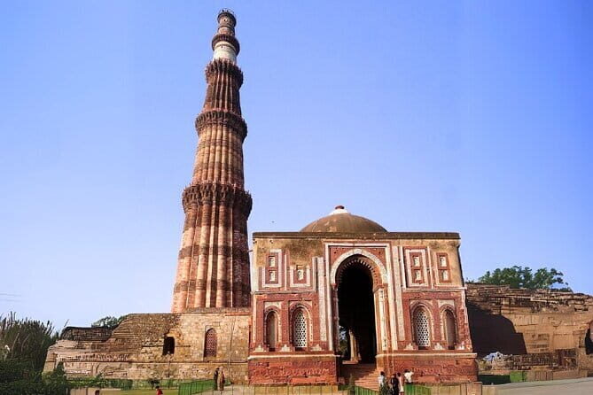 Old & New Delhi City Private Tour - Half Day or Full Day Options - Jama Masjid and Red Fort: the day’s two biggest draws