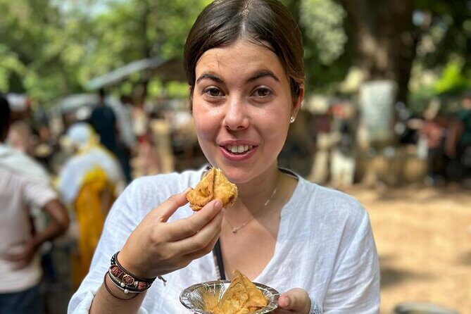 Omvity’s Full-Day Varanasi Tour: Sunrise Boat to Sunset Aarti - Breakfast break (1 hour) and why the timing is smart