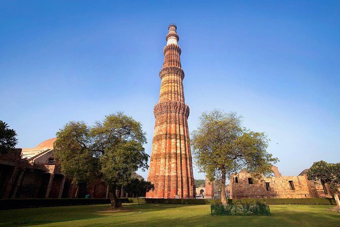 One Day New Delhi Custom Guided Sightseeing Trip by Cab - Price and Value: What $28.31 Really Buys