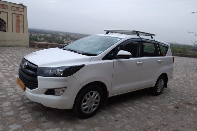 One-Way Transfers assistance Agra to Delhi Drop - The ride itself: private, AC comfort, and a realistic pace